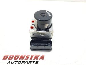 Gebruikte ABS Pomp Ford Fiesta 6 (JA8) 1.25 16V Prijs € 124,95 Margeregeling aangeboden door Boonstra Autoparts