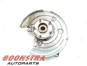 Gebruikte Fusee links-achter Ford Mustang Mach-E Prijs € 349,95 Margeregeling aangeboden door Boonstra Autoparts