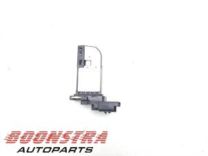 Gebruikte Luchtmassameter Peugeot Boxer (U9) 2.2 Blue HDi 120 Prijs € 30,19 Inclusief btw aangeboden door Boonstra Autoparts