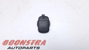 Gebruikte Regensensor Opel Mokka/Mokka X 1.7 CDTI 16V 4x2 Prijs € 24,95 Margeregeling aangeboden door Boonstra Autoparts