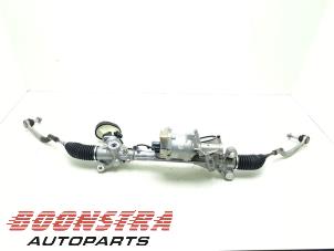 Gebruikte Stuurhuis Nissan Qashqai (J12) 1.3 DIG-T MHEV 16V Prijs € 383,95 Margeregeling aangeboden door Boonstra Autoparts