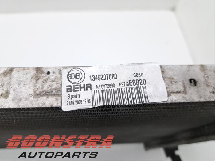 Radiateur van een Fiat Ducato (250) 2.3 D 120 Multijet 2009