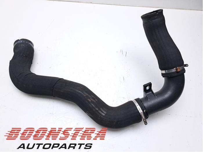Gebruikte Intercooler Buis Fiat Ducato (250) 2.3 D 120 Multijet Prijs € 24,95 Margeregeling aangeboden door Boonstra Autoparts