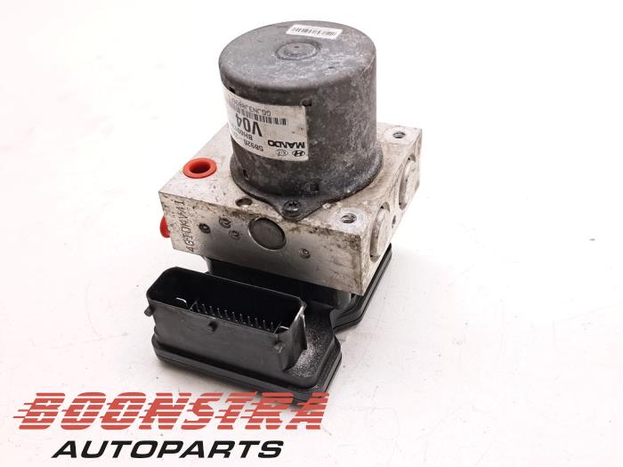 Gebruikte ABS Pomp Hyundai i40 CW (VFC) 1.7 CRDi 16V Prijs € 44,95 Margeregeling aangeboden door Boonstra Autoparts