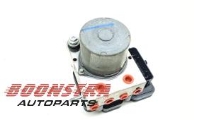 Gebruikte ABS Pomp Opel Movano 2.3 CDTi Biturbo 16V FWD Prijs € 199,59 Inclusief btw aangeboden door Boonstra Autoparts