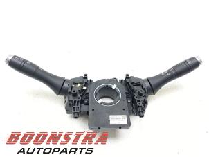 Gebruikte Licht + Raw Schakelaar Renault Zoé (AG) R135 Prijs € 98,95 Margeregeling aangeboden door Boonstra Autoparts