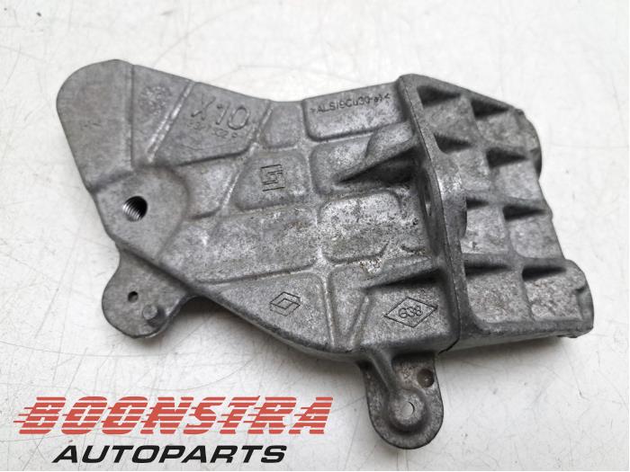 Gebruikte Motorsteun Renault Zoé (AG) R135 Prijs € 29,95 Margeregeling aangeboden door Boonstra Autoparts