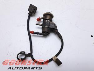 Gebruikte Adblue injector Volkswagen Crafter (SY) 2.0 TDI FWD Prijs € 60,44 Inclusief btw aangeboden door Boonstra Autoparts