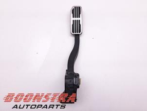 Gebruikte Gaspedaal Landrover Range Rover Velar (LY) 3.0 D300 AWD Prijs € 44,95 Margeregeling aangeboden door Boonstra Autoparts