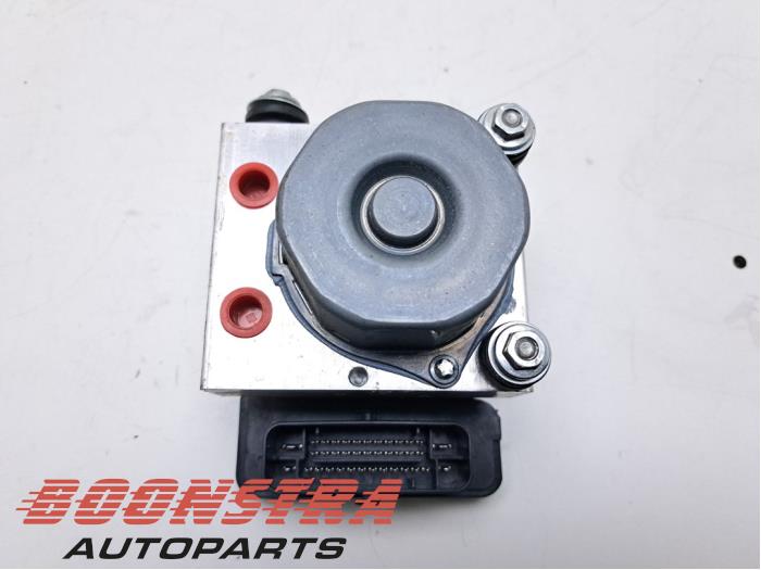 Gebruikte ABS Pomp Renault Captur I (2R) 1.2 TCE 16V EDC Prijs € 24,95 Margeregeling aangeboden door Boonstra Autoparts