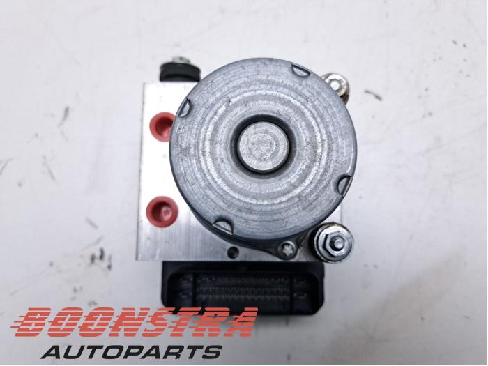 Gebruikte ABS Pomp Peugeot 5008 II (M4/MC/MJ/MR) 1.5 BlueHDi 130 Prijs € 144,95 Margeregeling aangeboden door Boonstra Autoparts