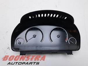 Gebruikte Kilometerteller KM BMW 5 serie (F10) 535d xDrive 24V Prijs € 549,95 Margeregeling aangeboden door Boonstra Autoparts