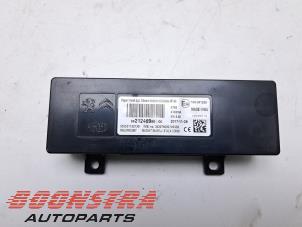 Gebruikte Telefoon Module Peugeot 208 I (CA/CC/CK/CL) 1.2 Vti 12V PureTech 82 Prijs € 74,95 Margeregeling aangeboden door Boonstra Autoparts