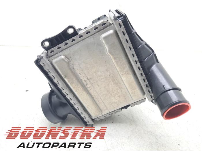 Gebruikte Intercooler Mercedes C (W205) C-220 2.2 CDI BlueTEC, C-220 d 16V Prijs € 49,95 Margeregeling aangeboden door Boonstra Autoparts