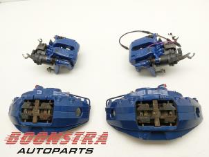 Gebruikte Remklauw set BMW 5 serie Touring (G31) 540i xDrive 3.0 TwinPower Turbo 24V Prijs € 1.749,95 Margeregeling aangeboden door Boonstra Autoparts