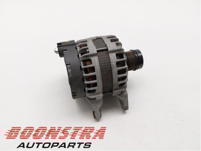 Gebruikte Alternator Mercedes E (W213) E-200 2.0 Turbo 16V Prijs € 94,95 Margeregeling aangeboden door Boonstra Autoparts