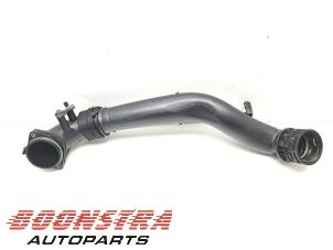 Gebruikte Intercooler Buis BMW XM (09) 3.0 PHEV 50e 30 kWh Prijs € 119,95 Margeregeling aangeboden door Boonstra Autoparts