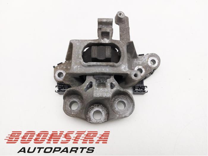Gebruikte Motorrubber Opel Astra K Sports Tourer 1.6 CDTI 110 16V Prijs € 24,95 Margeregeling aangeboden door Boonstra Autoparts
