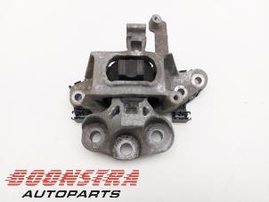 Gebruikte Motorrubber Opel Astra K Sports Tourer 1.6 CDTI 110 16V Prijs € 24,95 Margeregeling aangeboden door Boonstra Autoparts