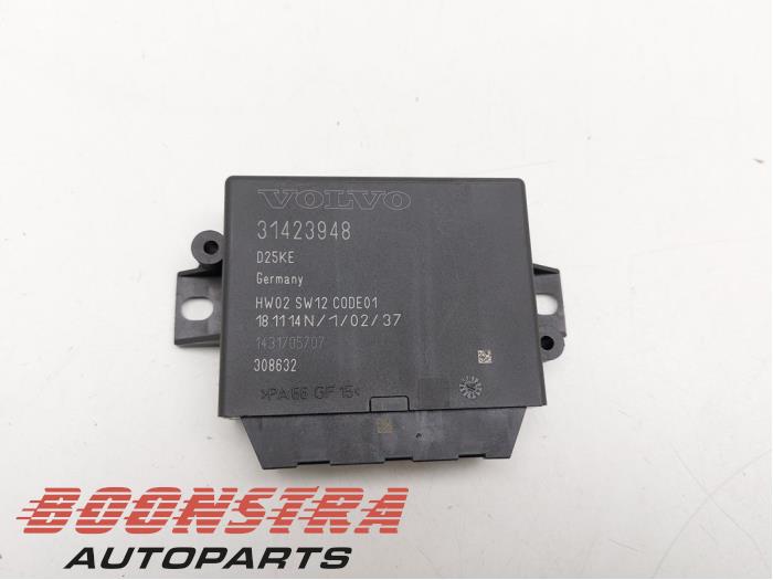 Gebruikte Module PDC Volvo V60 I (FW/GW) 1.6 T3 16V Prijs € 48,95 Margeregeling aangeboden door Boonstra Autoparts