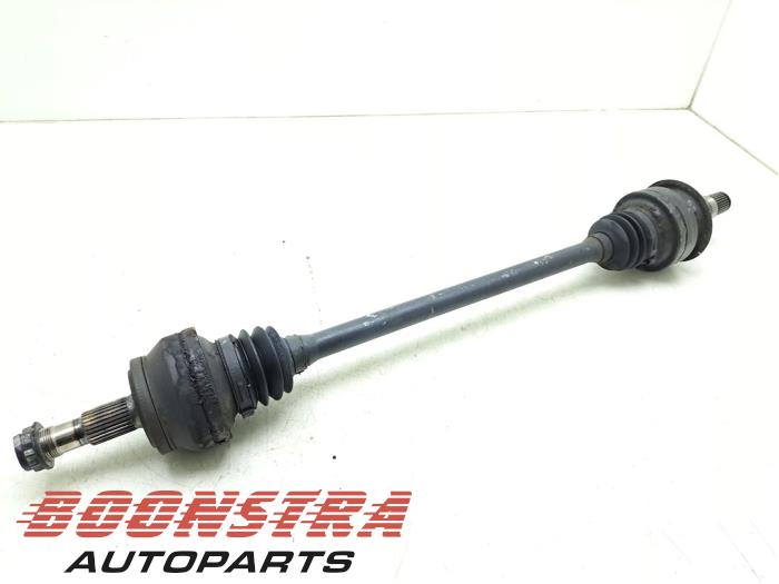 Gebruikte Steekas links-achter Mercedes E (W212) E-200 CDI 16V BlueEfficiency,BlueTEC Prijs € 24,95 Margeregeling aangeboden door Boonstra Autoparts