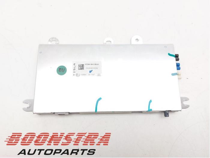 Gebruikte Bodycontrol Module Tesla Model X 100D Prijs € 119,95 Margeregeling aangeboden door Boonstra Autoparts