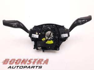 Gebruikte Licht + Raw Schakelaar Ford Transit Custom 2.0 TDCi 16V Eco Blue 130 Prijs € 47,13 Inclusief btw aangeboden door Boonstra Autoparts