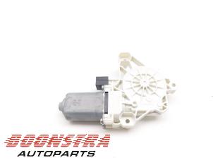 Gebruikte Motor electrisch raam Audi E-tron (GEN) 55 quattro Prijs € 24,95 Margeregeling aangeboden door Boonstra Autoparts