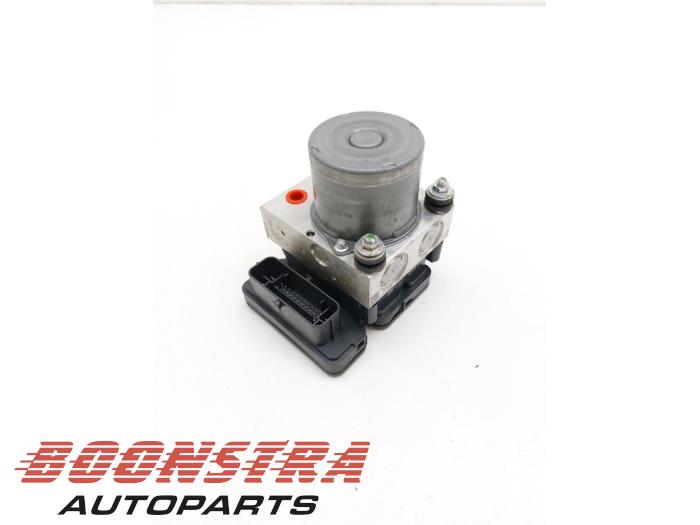 Gebruikte ABS Pomp Toyota ProAce 2.0 D-4D 122 16V Worker Prijs € 99,95 Inclusief btw aangeboden door Boonstra Autoparts