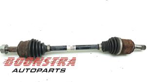 Gebruikte Aandrijfas links-voor Opel Adam 1.2 16V Prijs € 24,95 Margeregeling aangeboden door Boonstra Autoparts