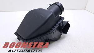 Gebruikte Luchtfilterhuis BMW 7 serie (G11/12) 740e,Le xDrive Prijs € 74,95 Margeregeling aangeboden door Boonstra Autoparts