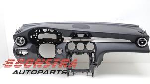 Gebruikte Dashboard Mercedes GLC (X253) 2.0 260 16V 4-Matic Prijs € 449,00 Margeregeling aangeboden door Boonstra Autoparts