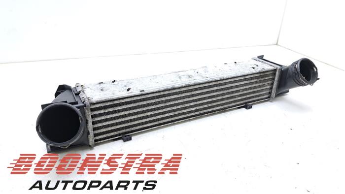 Gebruikte Intercooler BMW 1 serie (E81) 118d 16V Prijs € 29,95 Margeregeling aangeboden door Boonstra Autoparts