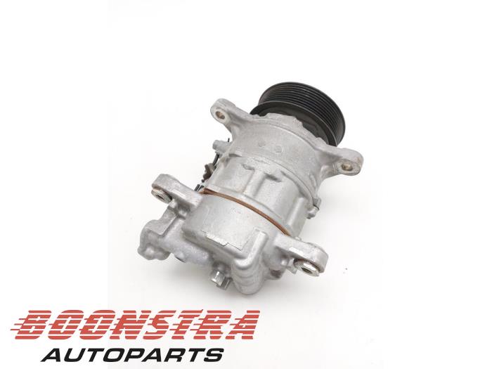 Aircopomp van een BMW 3 serie Touring (G21) 320d 2.0 TwinPower Turbo 16V Mild Hybrid 2020