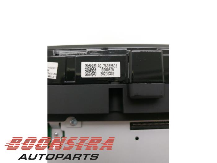 Display Interieur van een Kia Ceed Sportswagon (CDF) 1.4 T-GDI 16V 2020