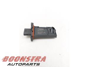 Gebruikte Luchtmassameter BMW 7 serie (G11/12) 740e,Le xDrive Prijs € 34,95 Margeregeling aangeboden door Boonstra Autoparts