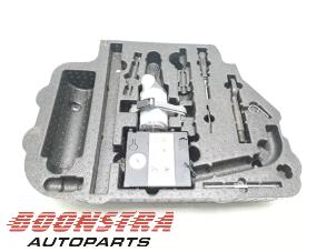 Gebruikte Compressor Volkswagen Caddy Cargo V (SBA/SBH) 2.0 TDI 122 Prijs € 64,95 Margeregeling aangeboden door Boonstra Autoparts