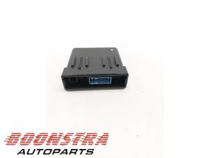 Gebruikte Deur module Peugeot 508 (8D) 2.0 BlueHDi 180 16V Prijs € 37,46 Margeregeling aangeboden door Boonstra Autoparts