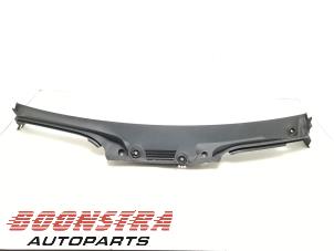 Gebruikte Paravan Mercedes GLC (X253) 2.0 260 16V 4-Matic Prijs € 34,95 Margeregeling aangeboden door Boonstra Autoparts