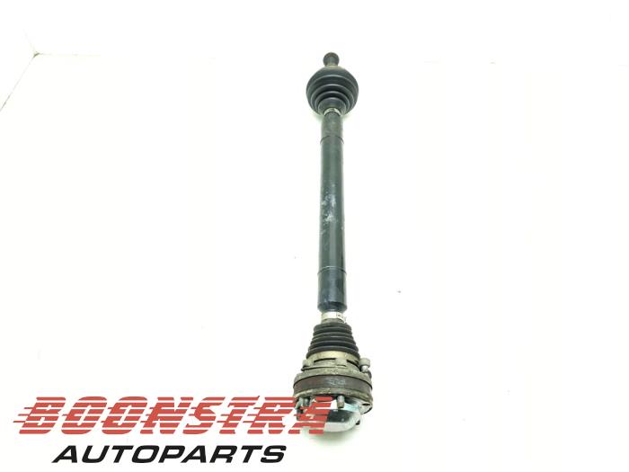 Gebruikte Aandrijfas rechts-voor Volkswagen Passat Alltrack (365) Prijs € 30,19 Inclusief btw aangeboden door Boonstra Autoparts