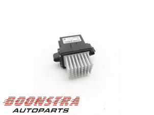 Gebruikte Kachel Weerstand Opel Astra J Sports Tourer (PD8/PE8/PF8) 1.6 CDTI 16V Prijs € 24,95 Margeregeling aangeboden door Boonstra Autoparts