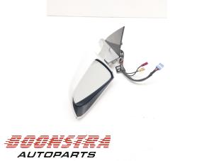 Gebruikte Spiegel Buiten rechts Tesla Model 3 Long Range AWD 75 kWh Prijs € 419,95 Inclusief btw aangeboden door Boonstra Autoparts