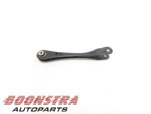 Gebruikte Draagarm links-achter BMW 5 serie (G30) 530e Plug-in Hybrid Prijs € 39,95 Margeregeling aangeboden door Boonstra Autoparts