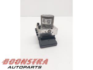 Gebruikte ABS Pomp Hyundai i40 (VFA) 1.7 CRDi 16V Prijs € 149,95 Margeregeling aangeboden door Boonstra Autoparts