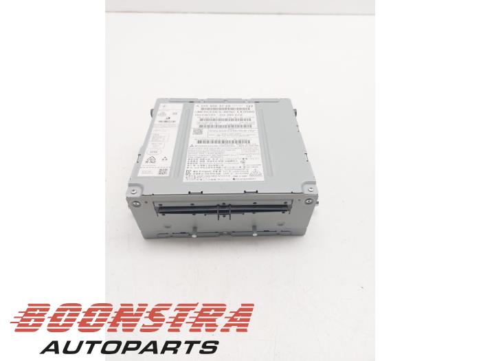 Gebruikte Radio module Mercedes C Estate (S205) C-220 CDI BlueTEC, C-220 d 2.2 16V Prijs € 179,00 Margeregeling aangeboden door Boonstra Autoparts