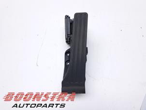 Gebruikte Gaspedaal Mercedes C Estate (S205) C-350 e 2.0 16V Prijs € 42,95 Margeregeling aangeboden door Boonstra Autoparts