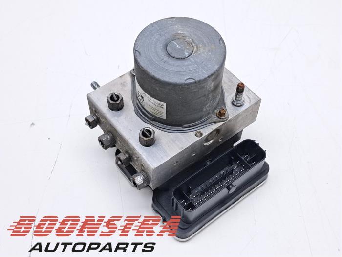 Gebruikte ABS Pomp Peugeot 3008 II (M4/MC/MJ/MR) 1.6 16V Hybrid Prijs € 99,95 Margeregeling aangeboden door Boonstra Autoparts
