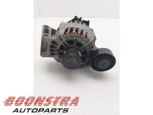 Gebruikte Alternator Ford Focus 3 1.6 EcoBoost 16V Prijs € 44,95 Margeregeling aangeboden door Boonstra Autoparts
