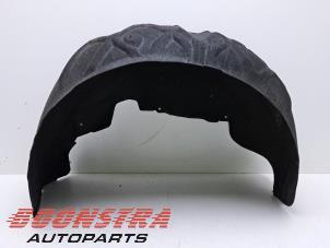 Gebruikte Slijkweerder Porsche Cayenne II (92A) 4.8 V8 32V Turbo Prijs € 92,95 Margeregeling aangeboden door Boonstra Autoparts