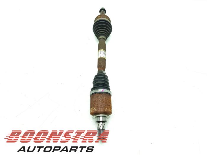 Gebruikte Steekas links-voor Renault Captur I (2R) 1.2 TCE 16V EDC Prijs € 39,95 Margeregeling aangeboden door Boonstra Autoparts